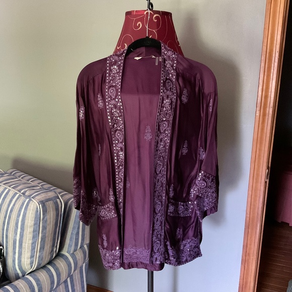 Soft surrounding kimono jacket - Picture 1 of 4
